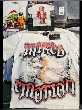 Mixed Emotion Graphic T-Shirt - White